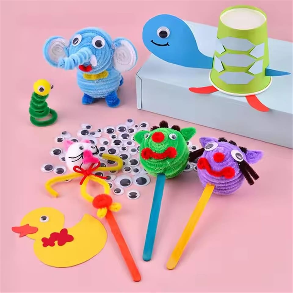 image 1 of Pack of 500 Pieces Assorted Size Self-Adhesive Googly Wiggle Eyes