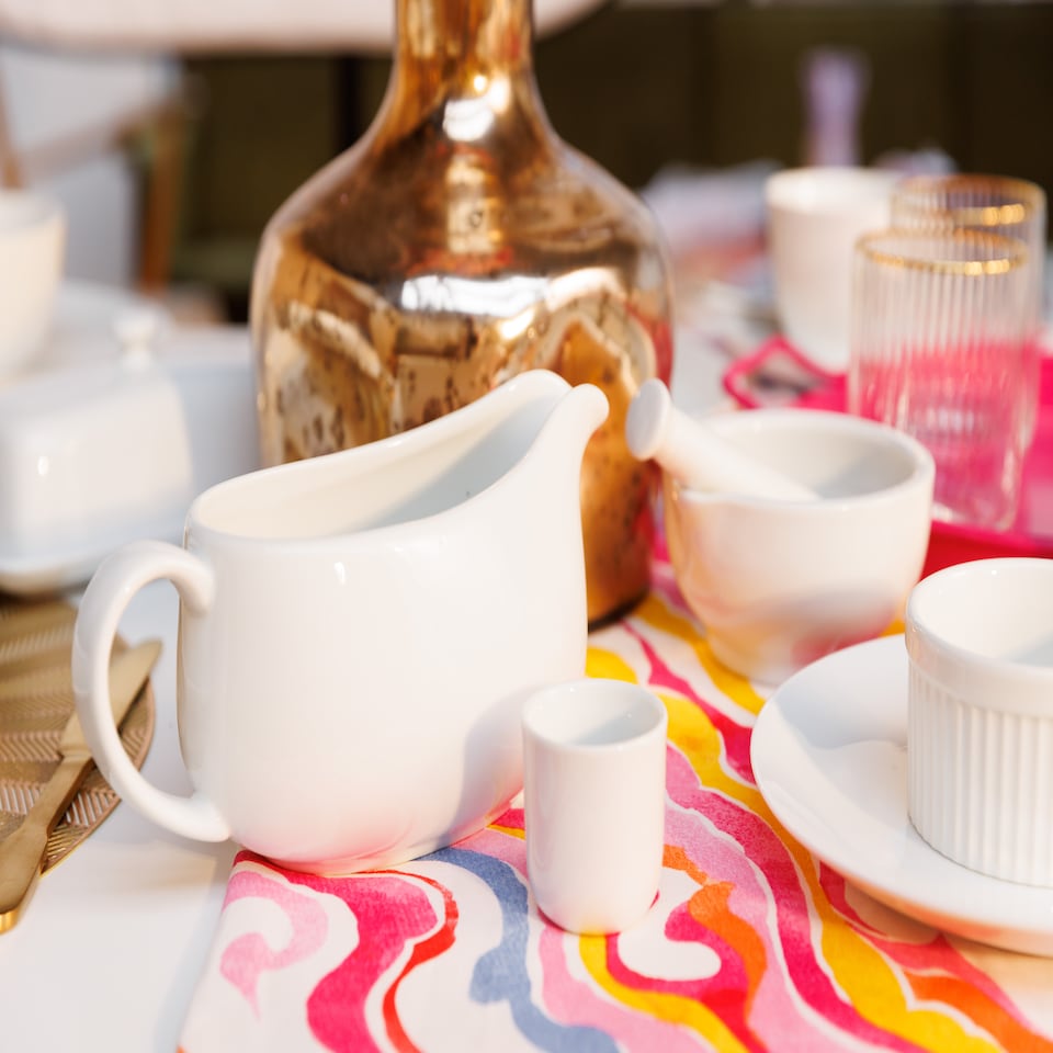 image 1 of Mikasa Gravy Boat White Porcelain 700ml