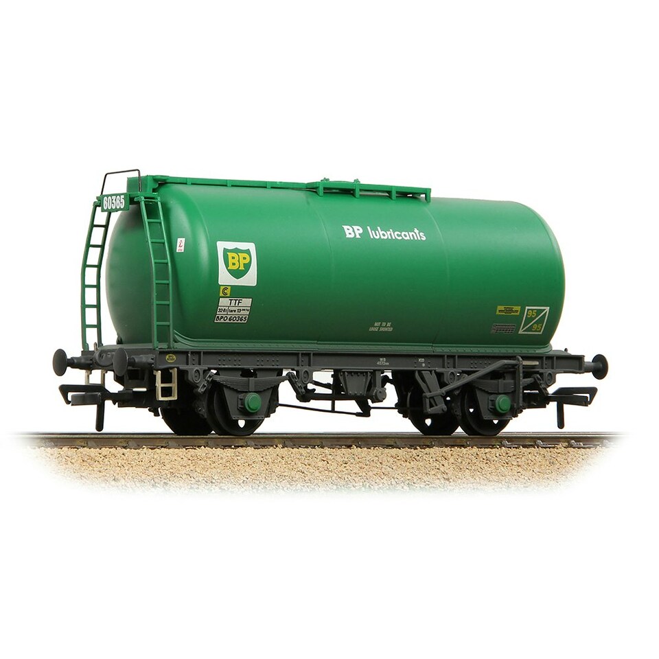 Bachmann 45t TTF Tank Wagon BP Lubricants Green Weathered BPO60365