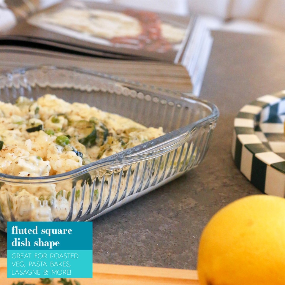 image 1 of Argon Tableware Optical Square Glass Oven Dish with Lid - 24cm x 21cm | Clear | Clear | 24cm x 21cm