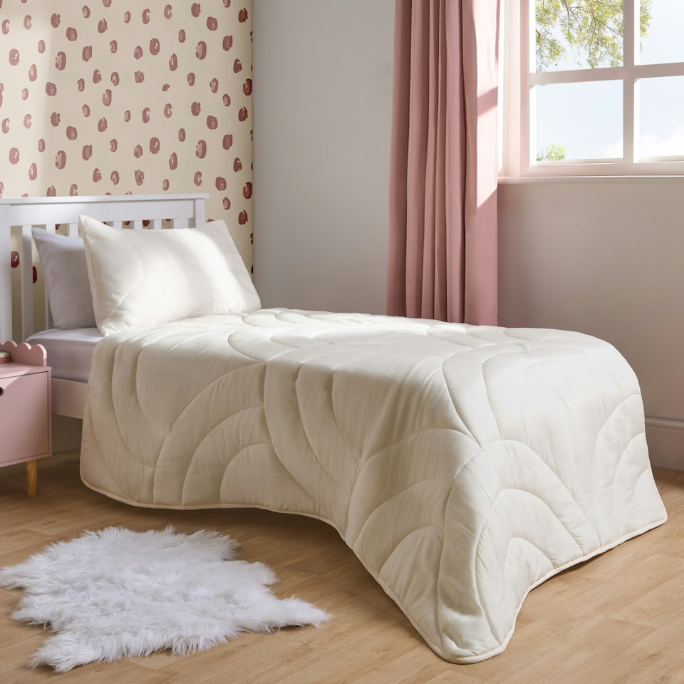 image 1 of OHS Quilted Embossed Patterned Soft Plump Coverless 7.5 Tog Washable Duvet Cover and Pillowcase Bedding Set Black | Gaming | Single