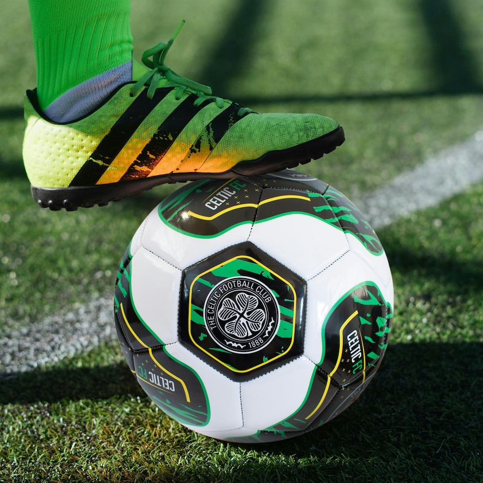 image 1 of Celtic 32 Panel Size 5 Tracer Football Green