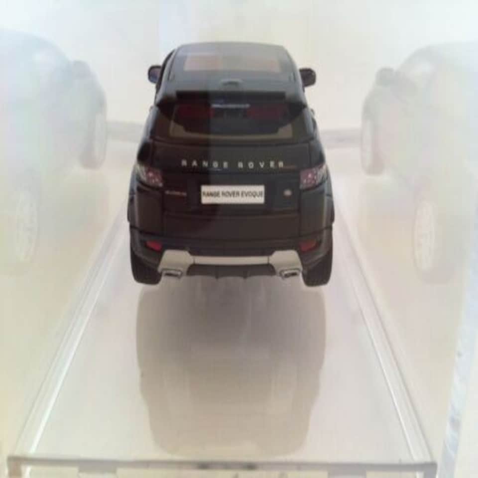 image 1 of Century Dragon Land Rover Evoque 2011 Santorini Black CDLR 1001 New Range