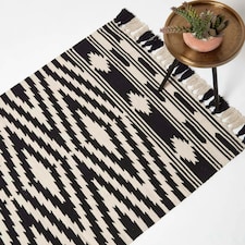 Homescapes Dinan Black and White Kilim Cotton Rug - 240 x 300 cm | Black | 240 x 300 cm