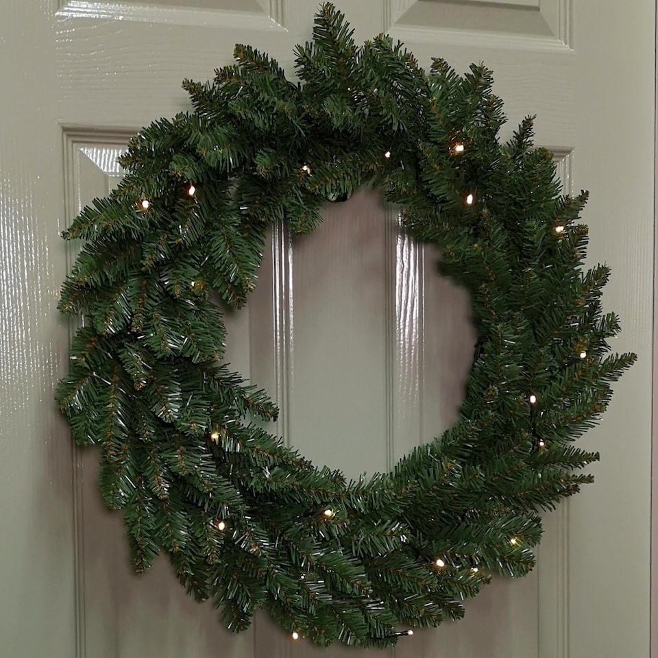 image 1 of 60cm Plain Green Christmas Wreath with 50 Warm White LEDs and 160 Bullet Tips