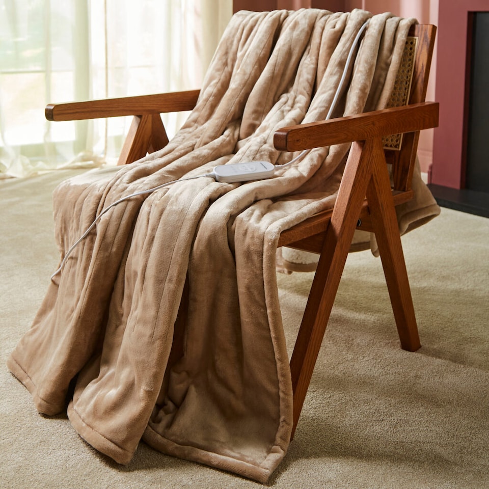 image 1 of Morphy Richards Teddy Fleece & Flannel Fleece Throw 200cm X 180cm Mocca