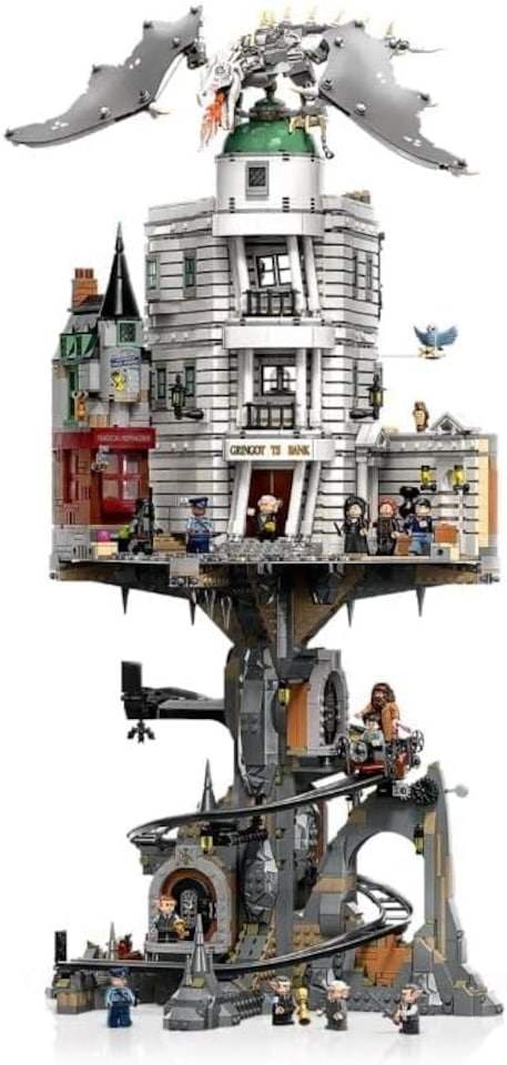 image 1 of LEGO Harry Potter Gringotts Wizards Bank 76417