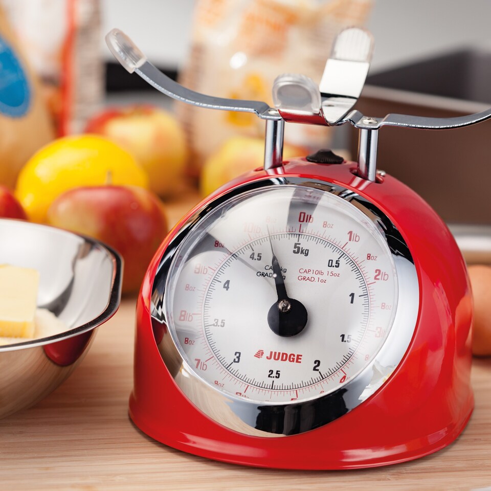 image 1 of Judge Kitchen Classic Mechanical Scale 5kg Red