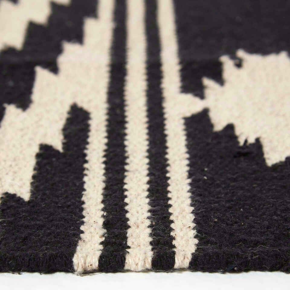image 1 of Homescapes Dinan Black and White Kilim Cotton Rug - 240 x 300 cm | Black | 240 x 300 cm