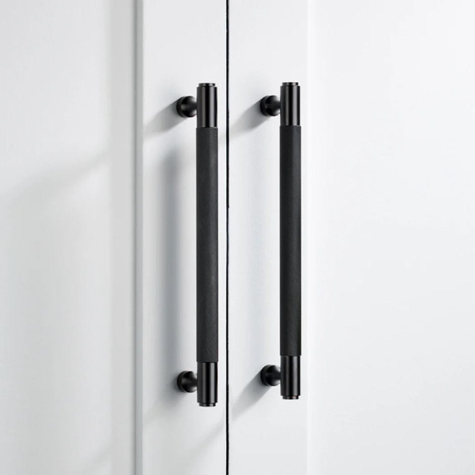 image 1 of Pushka Home Solid Brass Knurled Bar Handle 632mm - Black