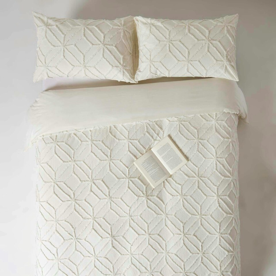 image 1 of Homescapes White Diamond Cotton Tufted Duvet Cover Set - Super King | White | Super King