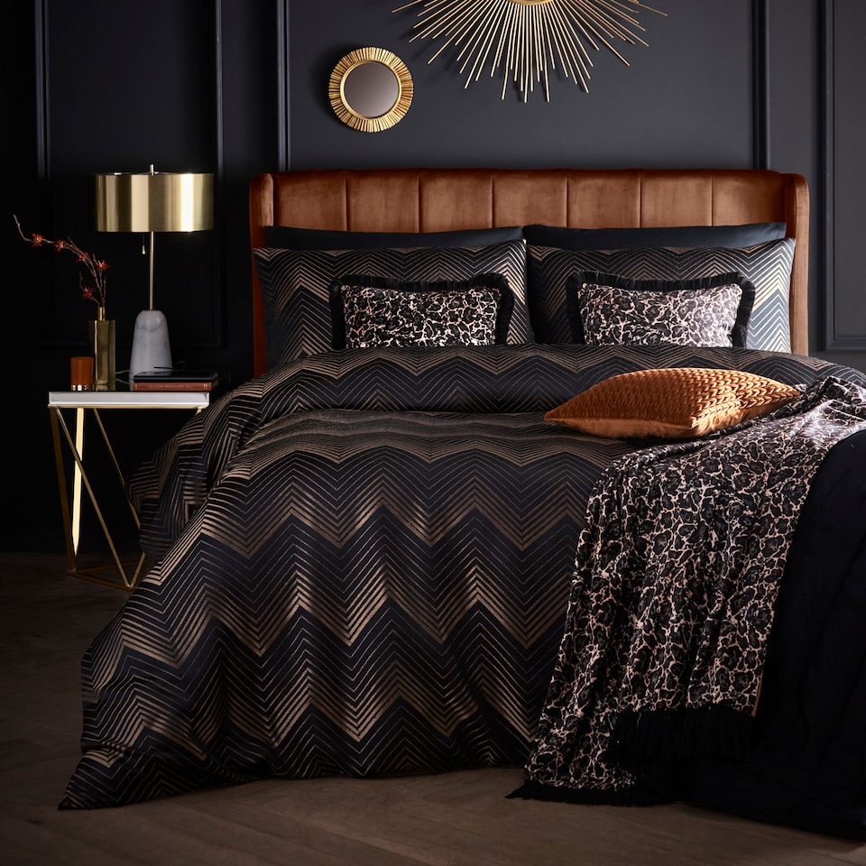 image 1 of Laurence Llewelyn-Bowen Cocktail Duvet Cover Set Black