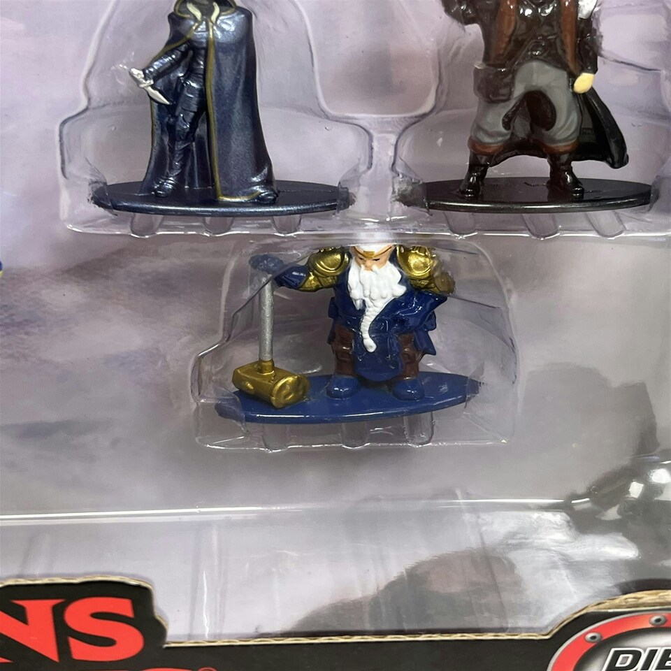 image 1 of Dungeons and Dragons 7 Metal Figures Jada 253254004