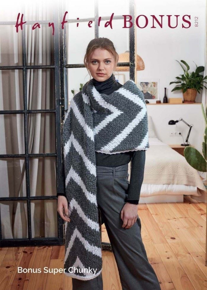 Hayfield Bonus Super Chunky Knitting Pattern 8212, Scarves and Wraps for Women - One Size