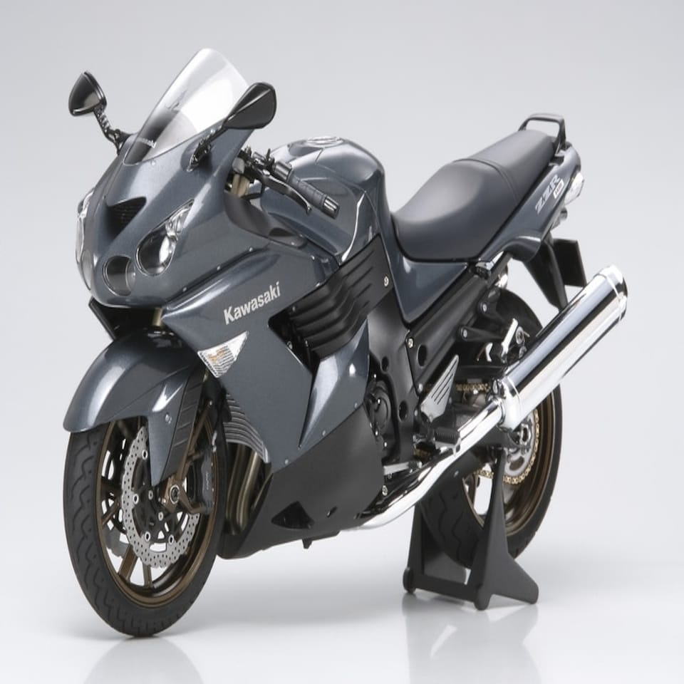 Tamiya Kawasaki ZZR1400 (1:12 Scale)