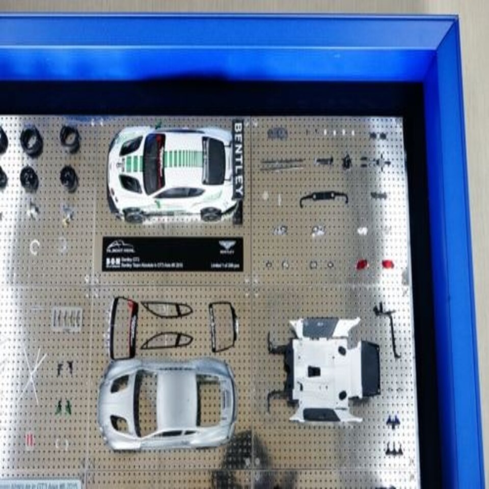 image 1 of Bentley GT3 2015 GT3 Asia #8 With Display Case Almost Real 430307