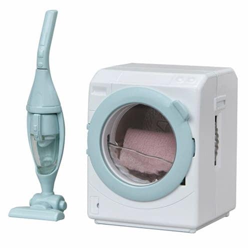 Sylvanian Families: Laundry & Vacuum Cleaner - Brand New