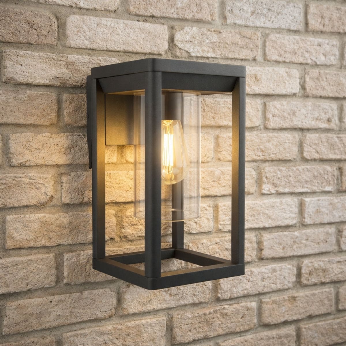 CGC Lighting Maddison Anthracite Outdoor Wall Lantern E27 Clear Diffuser IP54 Multi Grey / silver Height: 27 cm, Width: 15 cm, Depth: 16.5 cm
