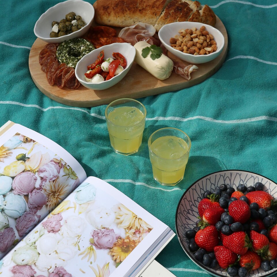 image 1 of Argon Tableware Reusable Plastic Tumblers - 260ml - Pack of 12 | Clear | Clear