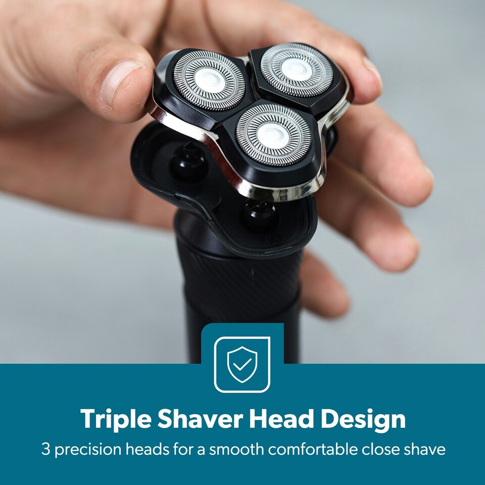 image 1 of GEEPAS Wet & Dry Electric Shaver for Men