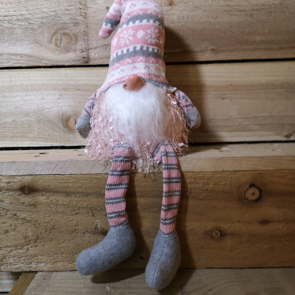 image 1 of 2.7m x 25cm Plain Green Christmas Garland with 200 Tips