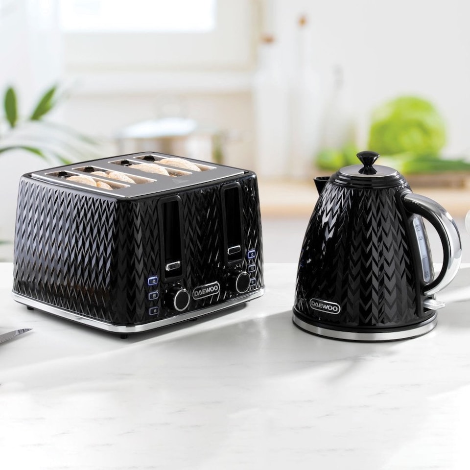 image 1 of Daewoo Argyle Kettle Toaster And Microwave Set Black