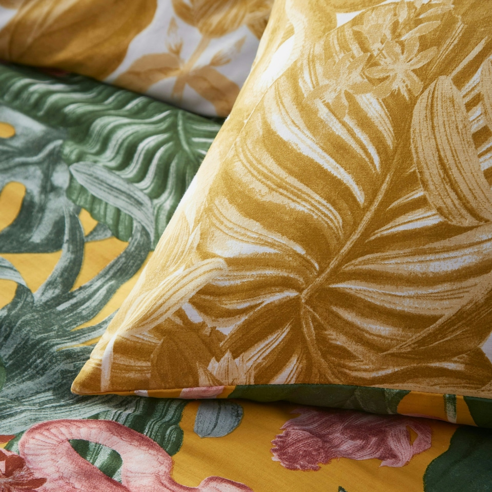 image 1 of furn. Medinilla Tropical Super King Duvet Cover Set