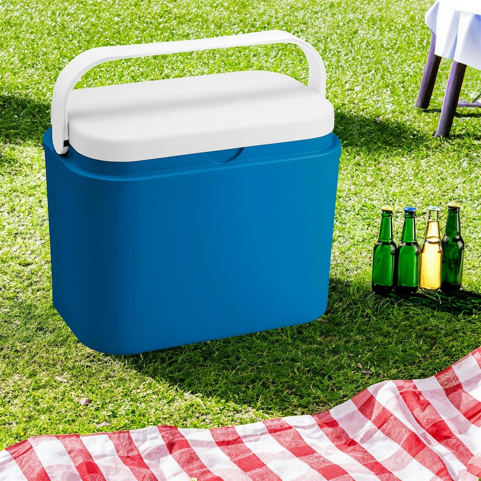 image 1 of Harbour Housewares Electric Cool Box - 18L 12V Blue