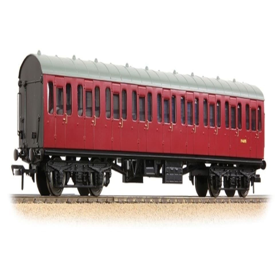 Bachmann Mk1 57ft Suburban S Second BR Crimson M36095