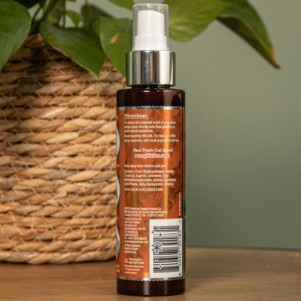 image 1 of 114ml Spiced Pinecone Scentsicles Christmas Decoration Spray Mist