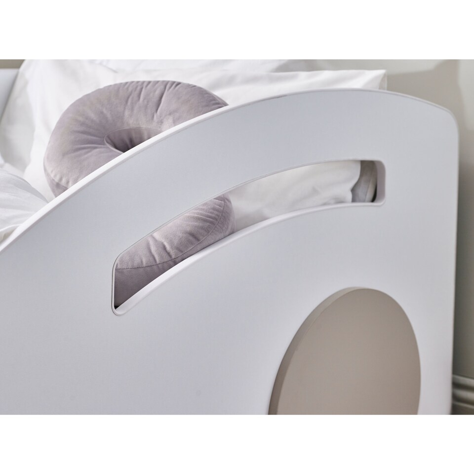 image 1 of Atlantis Toddler Size White Car Bed