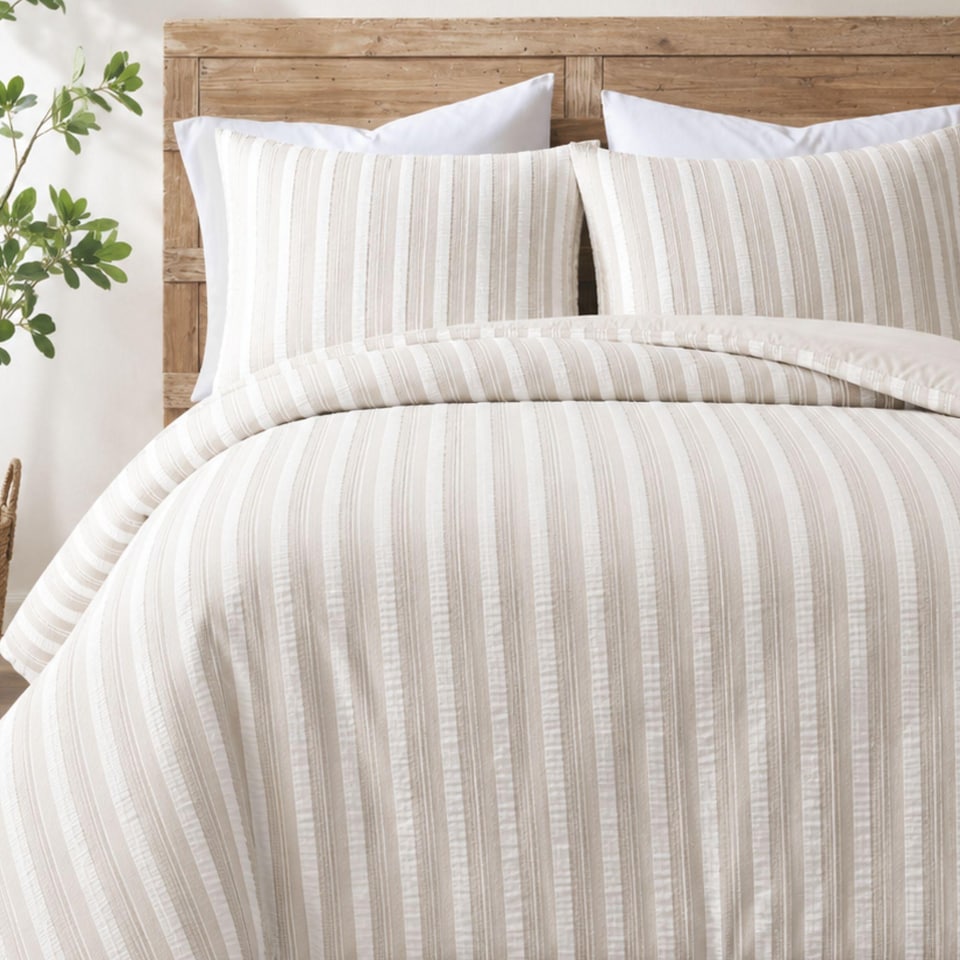 image 1 of Ezysleep Cationic Stripe Duvet Cover Set Breathable Fabric Bedding Single Double King