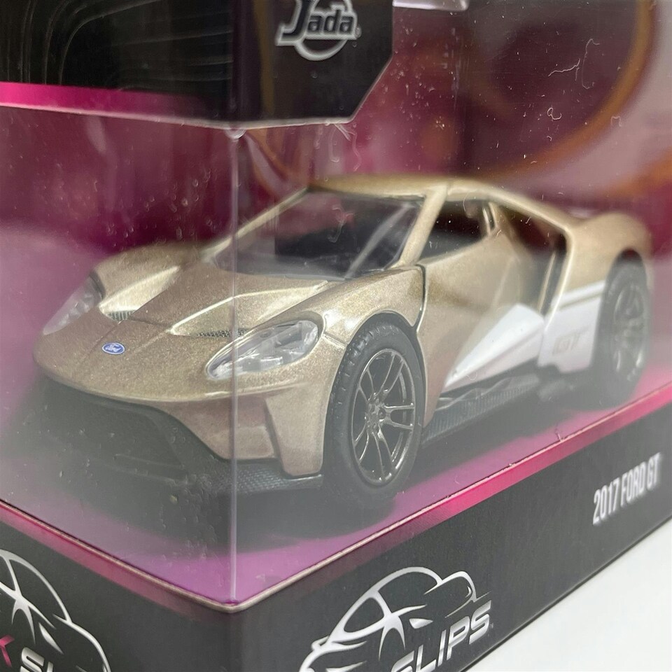 image 1 of 2017 Ford GT Gold 1:32 Scale Pink Slips Jada 253292000 24106
