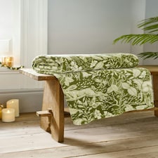 Winter Forest Woodland Animal Soft Throw - 140 x 180cm Decorative Blanket Green | Sage