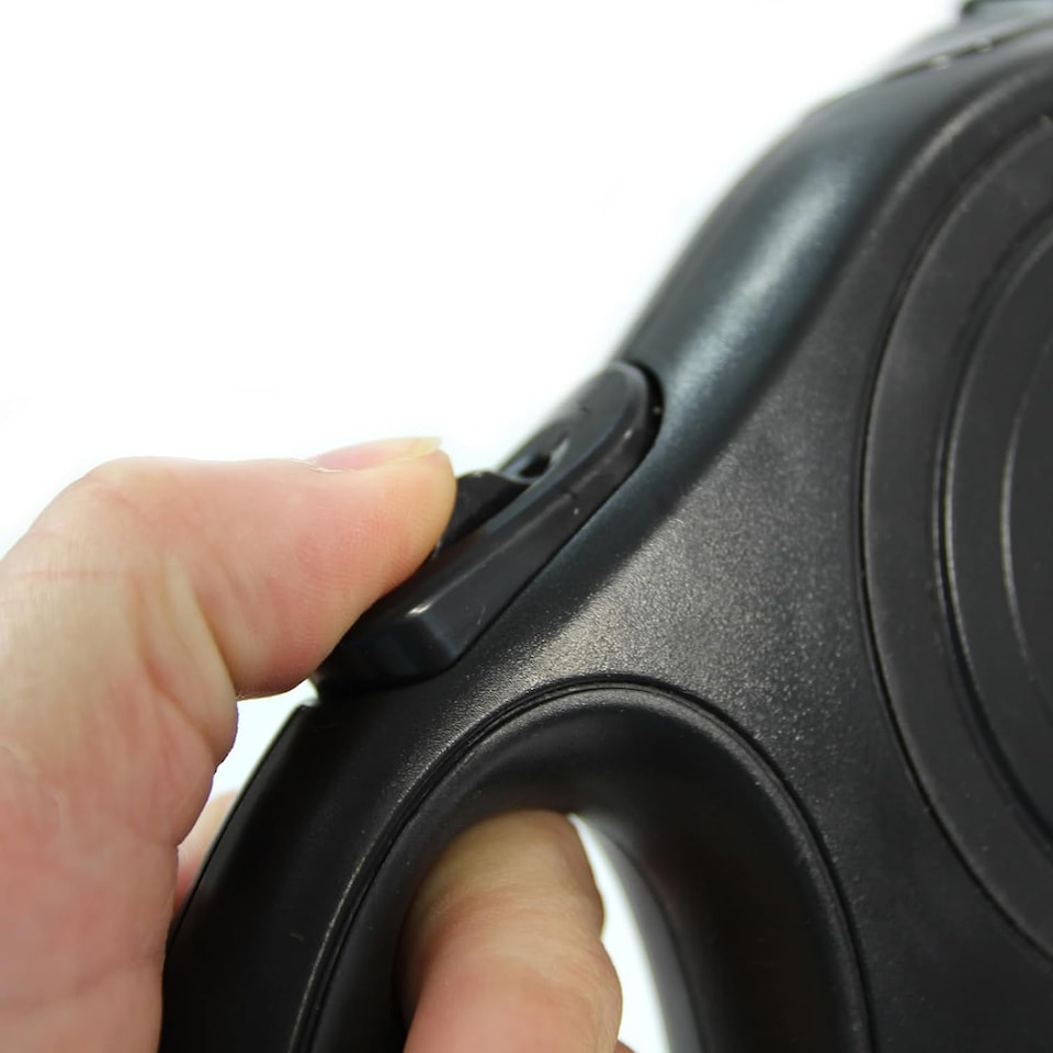 image 1 of Actiaspet Retractable Dog Lead Training Pet Leash 8m Max 50kgs Extendable (Black)