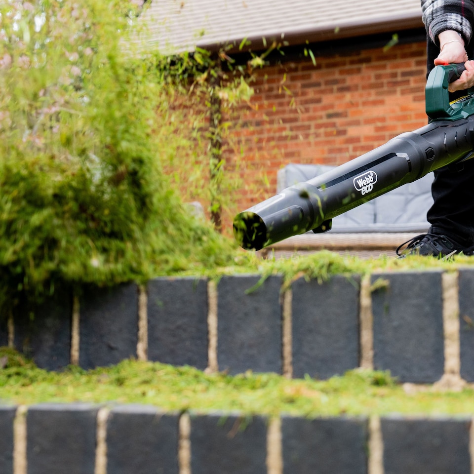 image 1 of Webb Eco 20V Cordless Axial Blower with 4Ah Battery & Charger
