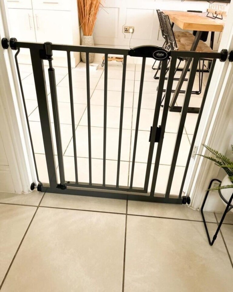 image 1 of Bettacare Auto Close Stair Gate, 147cm - 154cm, Slate Grey, Pressure Fit Safety Gate, Baby Gate, Safety Barrier for Doors Hallways and Spaces, Easy Installation