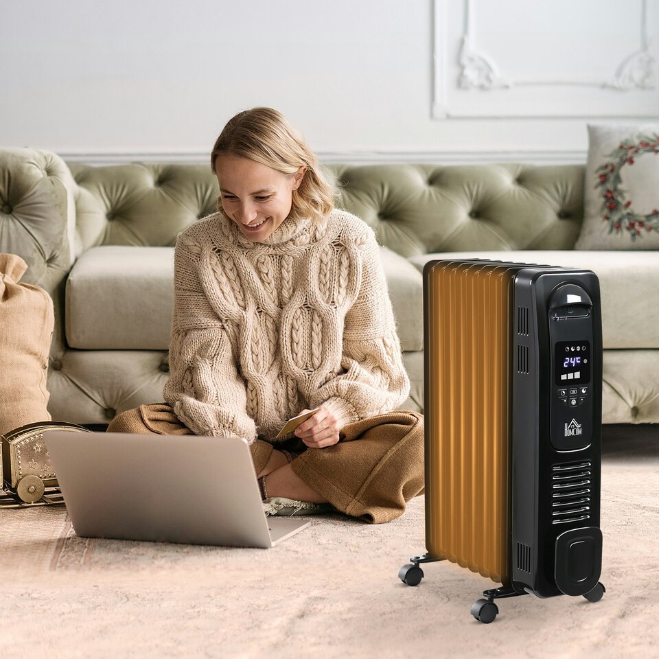 image 1 of HOMCOM Oil Filled Radiator Electric Heater 3 Heat Settings Remote