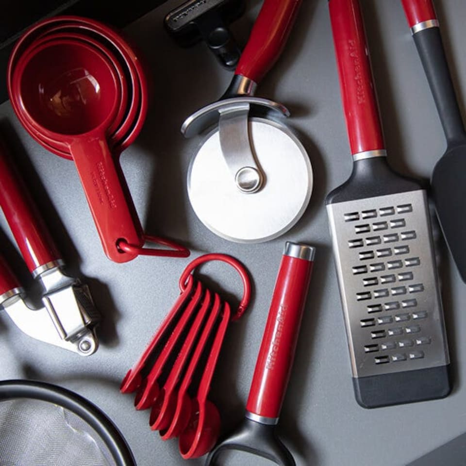 image 1 of KitchenAid 5-Piece Measuring Spoon Set Empire Red