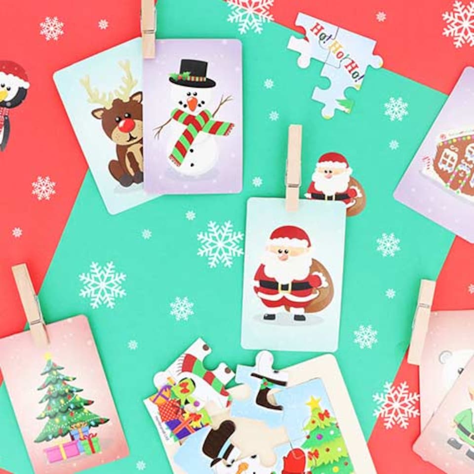 image 1 of Christmas Snap Card Game