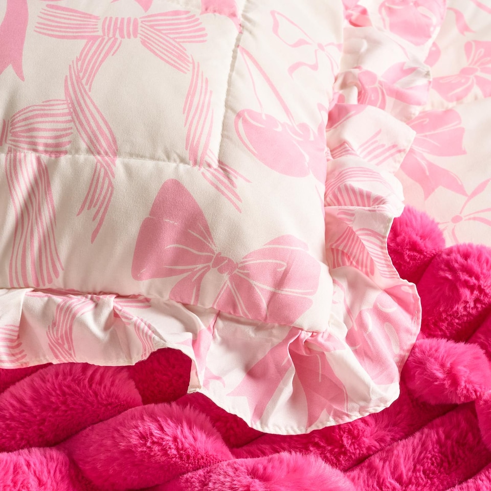 image 1 of OHS Bows Frill Edge Coverless 7.5 Tog Duvet Set with Pillowcase | Pink | Single
