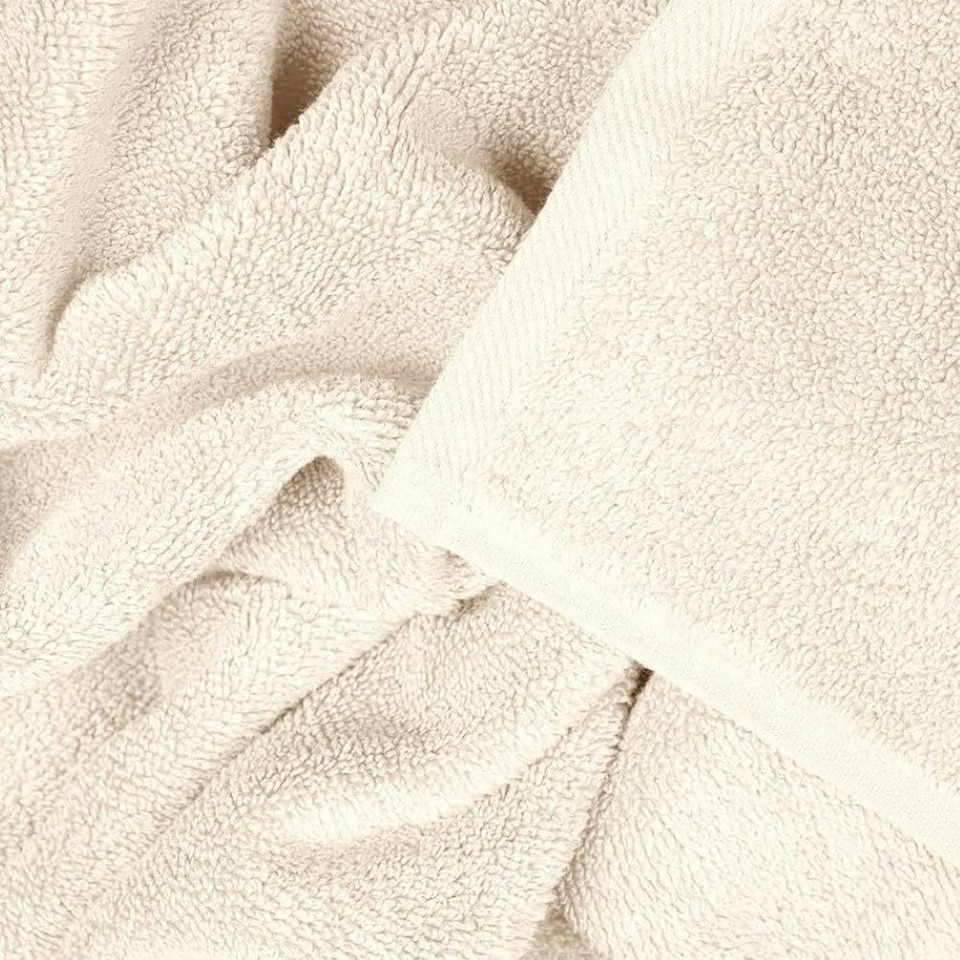 image 1 of Luxury Zero Twist Egyptian Cotton Bath Towels 70 x 120cm - Pack of 2 Cream | Bath towel