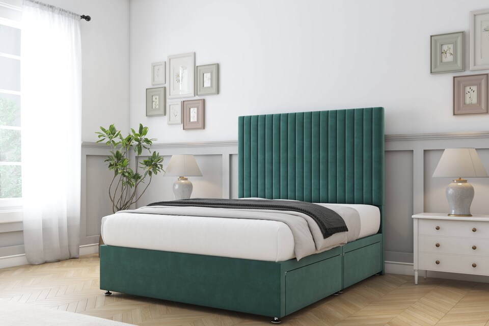 image 1 of Sloomy Manhattan Emerald Plush Divan Bed With Mattress 4 Drawers With 26" Strutted Headboard 4'6 Double | Green | Emerald | Double | 1