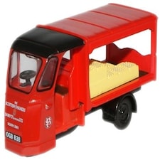 Oxford Diecast Wales & Edwards Milk Float Scottish Dairy Farmers Co Ltd