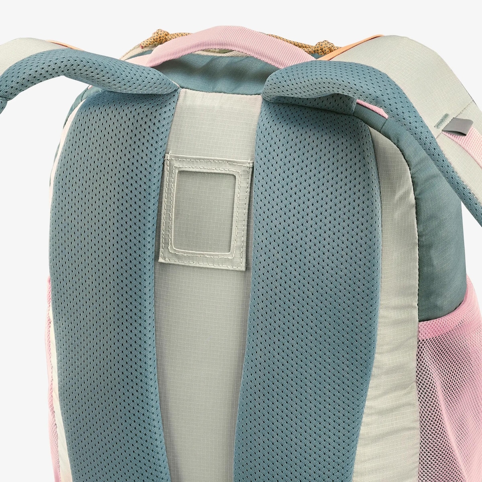 image 1 of Decathlon Kids’ 15 L backpack (ages 7–15), NH900