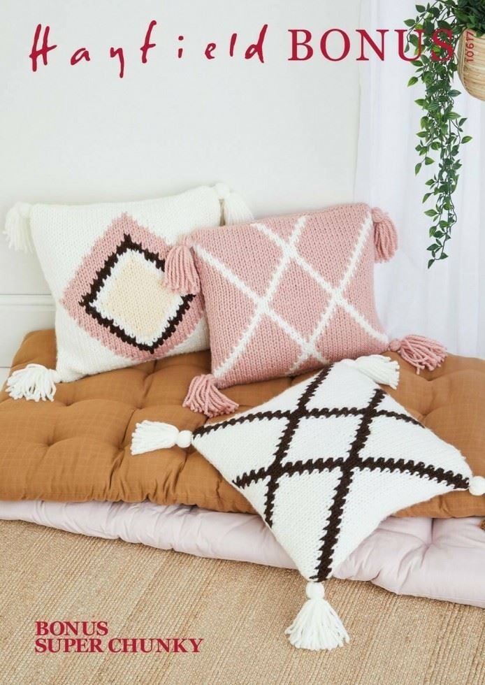 Hayfield Bonus Super Chunky Knitting Pattern 10617, Cushions - One Size - Intermediate