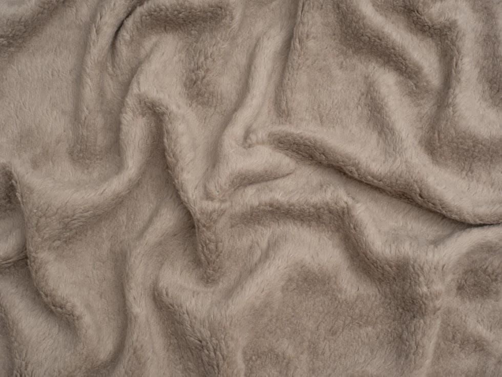 Minerva Core Range Cream Cotton Sherpa Fleece Fur Fabric for Dressmaking, Toy Making, 150cm / 59" Wide - per metre