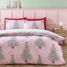 Catherine Lansfield Christmas Sweets and Treats Reversible Duvet Cover Set Pink Pink | King
