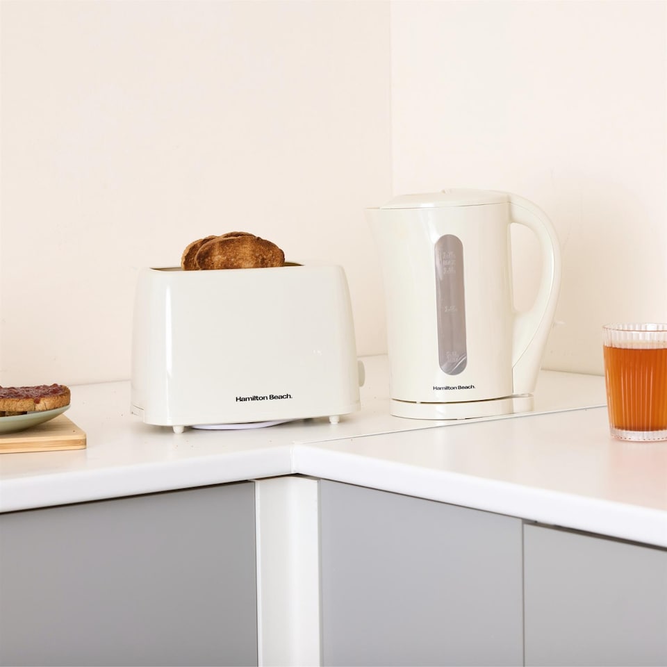 image 1 of Hamilton Beach Essential Kettle & Toaster Set Cream