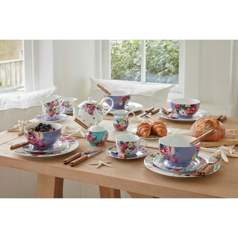 image 1 of Mikasa Clovelly Porcelain 19cm Side Plate Pink
